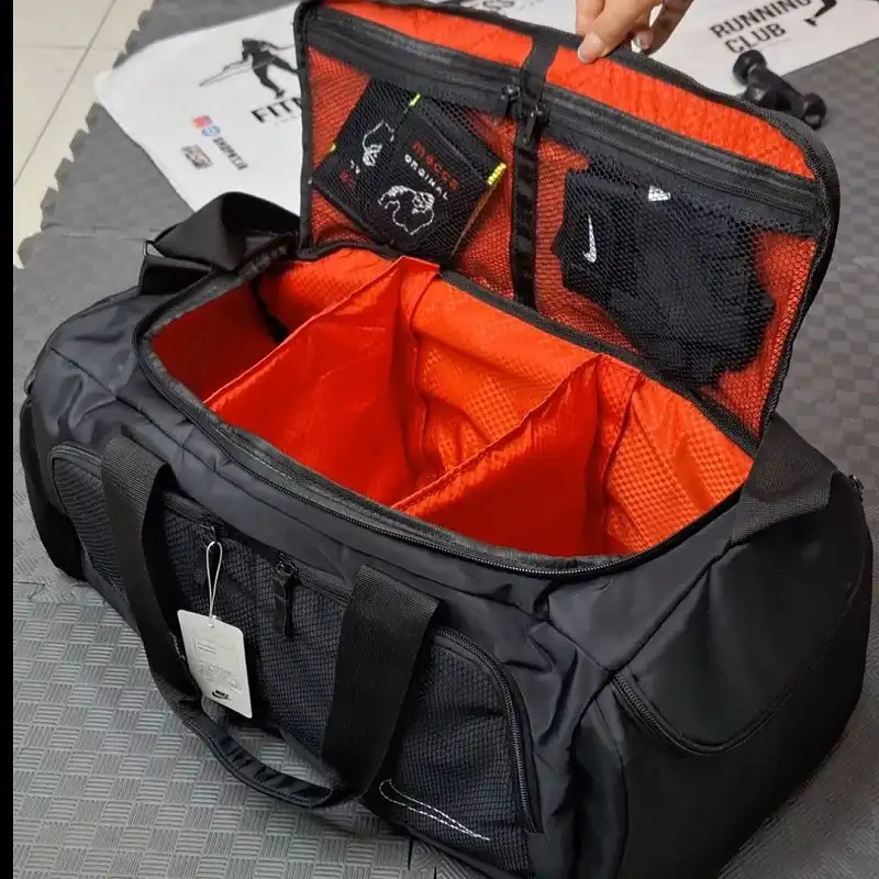 ساک ورزشی تفکیکی نایک کوله شو جنس دیبا ST-800